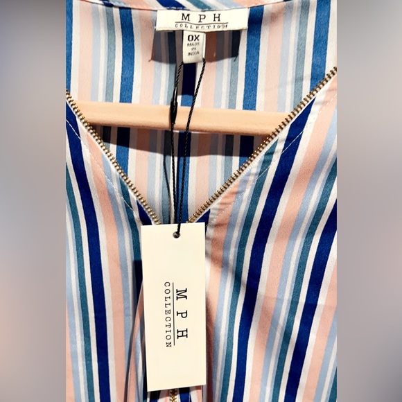 Women top - Picture 2 of 2